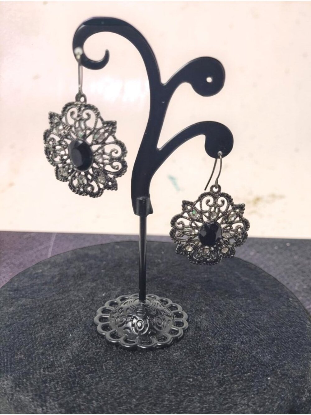 Vintage 1950s Lace Design Black,Clear Chrystals Dangle Earrings